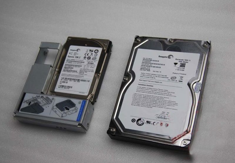 khay chuyen hdd ssd sas 2.5 inch sang 3.5 inch server 5 khay chuyen hdd ssd sas 2.5 inch sang 3.5 inch server 5