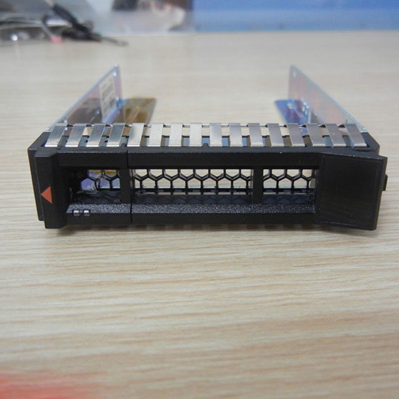 khay o cung ibm x3550 x3650 m5 x3850 x6 khay o cung ibm x3550 x3650 m5 x3850 x6