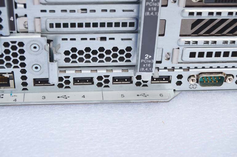 may-chu-server-ibm-system-x3630-m4-08.jpg