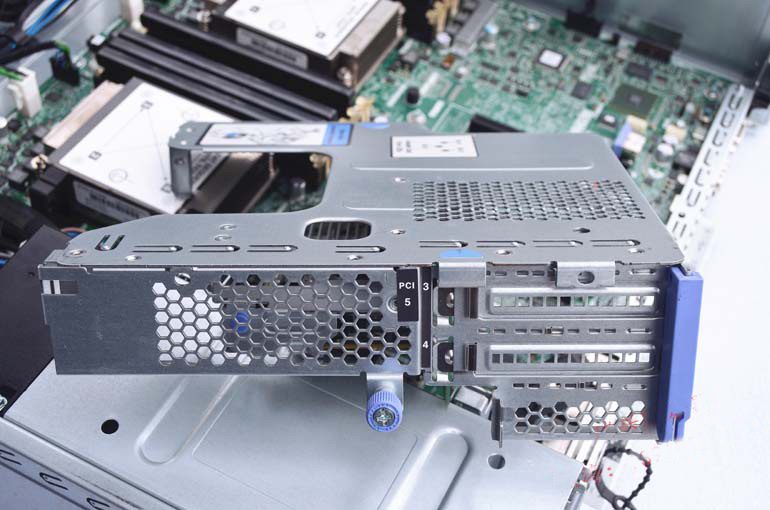 may-chu-server-ibm-system-x3630-m4-10.jpg