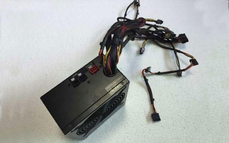 psu-antec-earthwatts-ea-750w-6.jpg