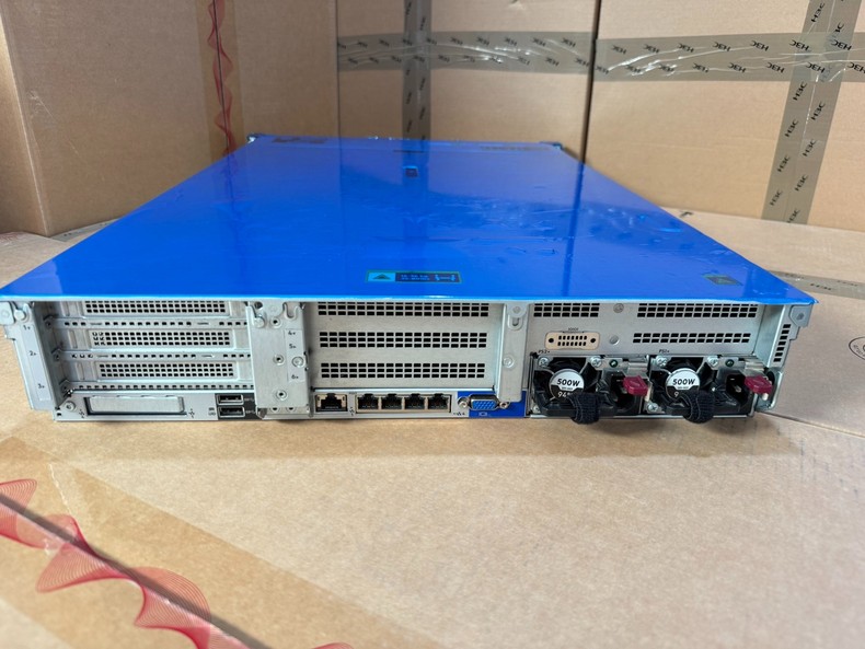 May chu server HPE ProLiant DL360 Gen10 03 May chu server HPE ProLiant DL360 Gen10 03
