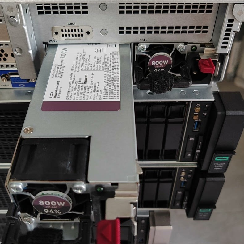 May chu server HPE ProLiant DL360 Gen10 09 May chu server HPE ProLiant DL360 Gen10 09