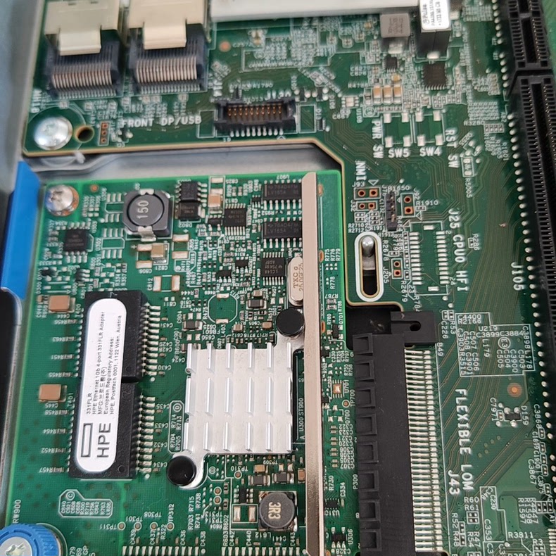 May chu server HPE ProLiant DL360 Gen10 11 May chu server HPE ProLiant DL360 Gen10 11