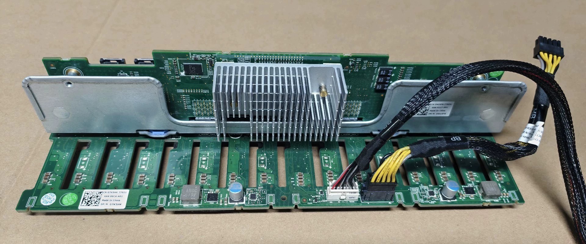 dell 4g4f6 8tgm0 7k5hk poweredge r730 r730xd r830 16 bay 2 5 sas backplane 01 dell 4g4f6 8tgm0 7k5hk poweredge r730 r730xd r830 16 bay 2 5 sas backplane 01