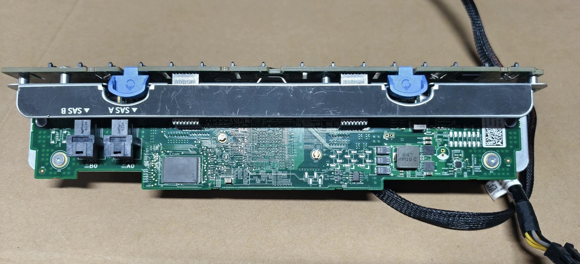 dell 4g4f6 8tgm0 7k5hk poweredge r730 r730xd r830 16 bay 2 5 sas backplane 05 dell 4g4f6 8tgm0 7k5hk poweredge r730 r730xd r830 16 bay 2 5 sas backplane 05