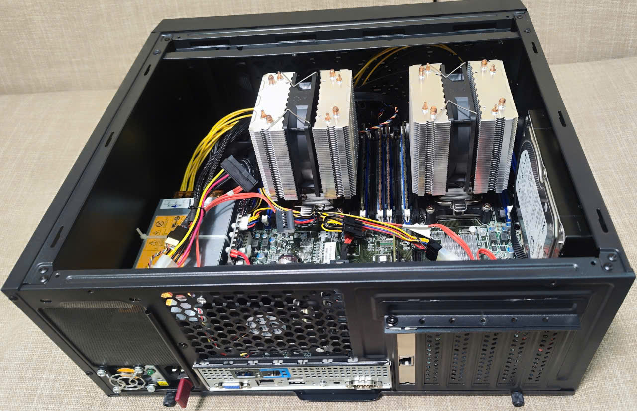 server dual xeon e5 2680v4 ram 32g hdd 2 x 2tb 03 server dual xeon e5 2680v4 ram 32g hdd 2 x 2tb 03