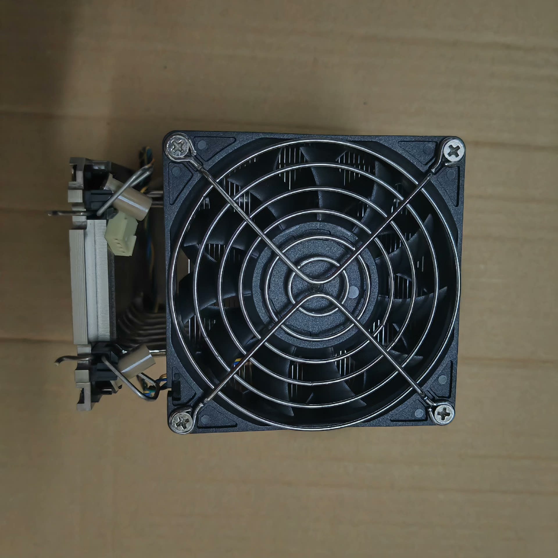 tan nhiet cpu intel xeon socket 4189 4u 6 ong nhiet oc chu nhat 01 tan nhiet cpu intel xeon socket 4189 4u 6 ong nhiet oc chu nhat 01