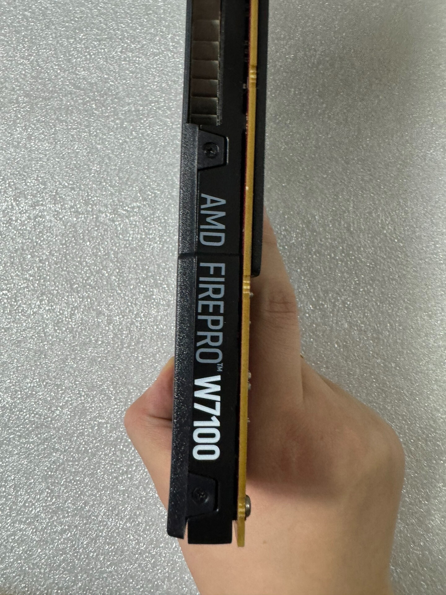 vga amd firepro w7100 8gb gddr5 07