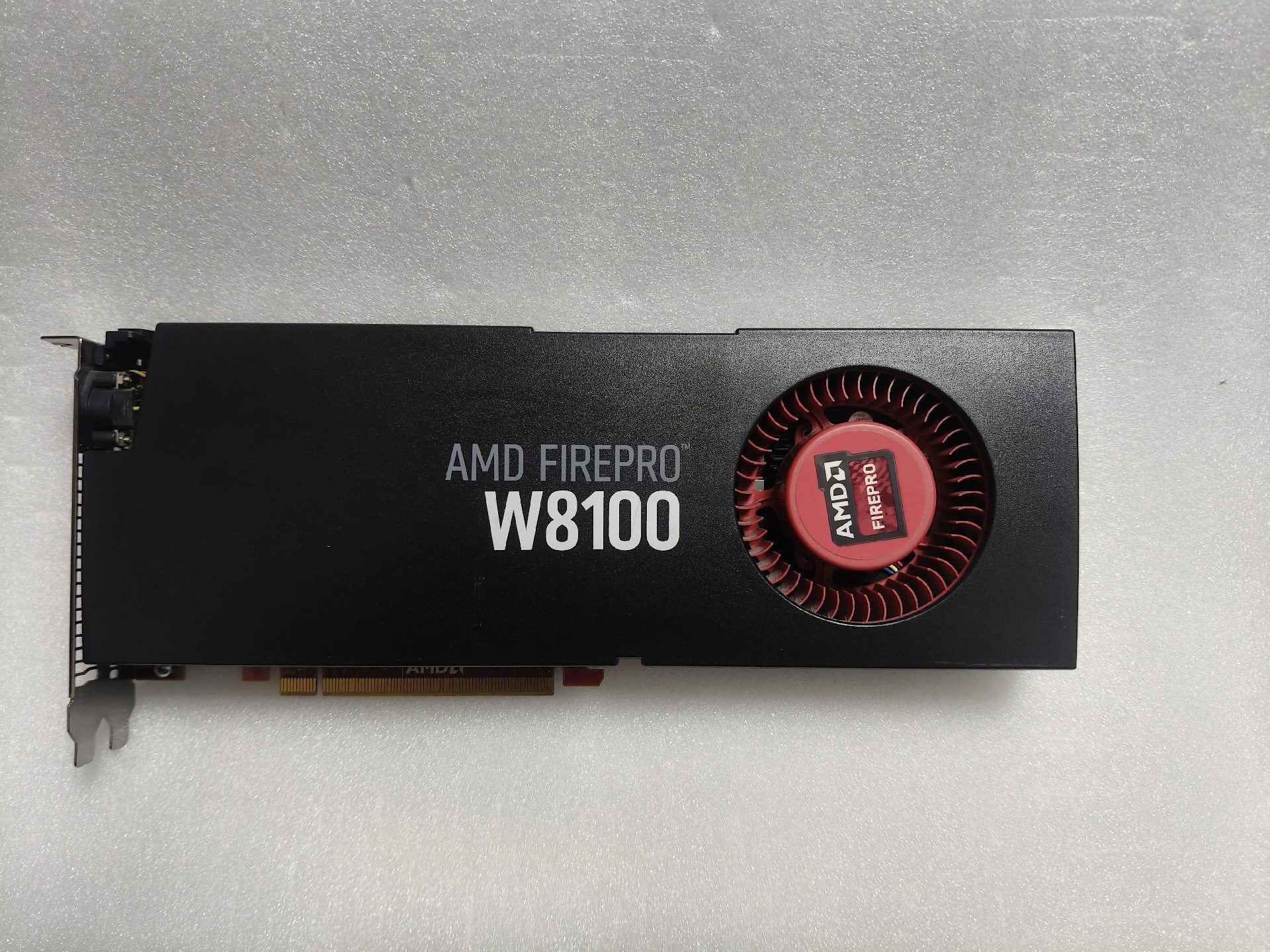 vga amd firepro w8100 8gb gddr5 01