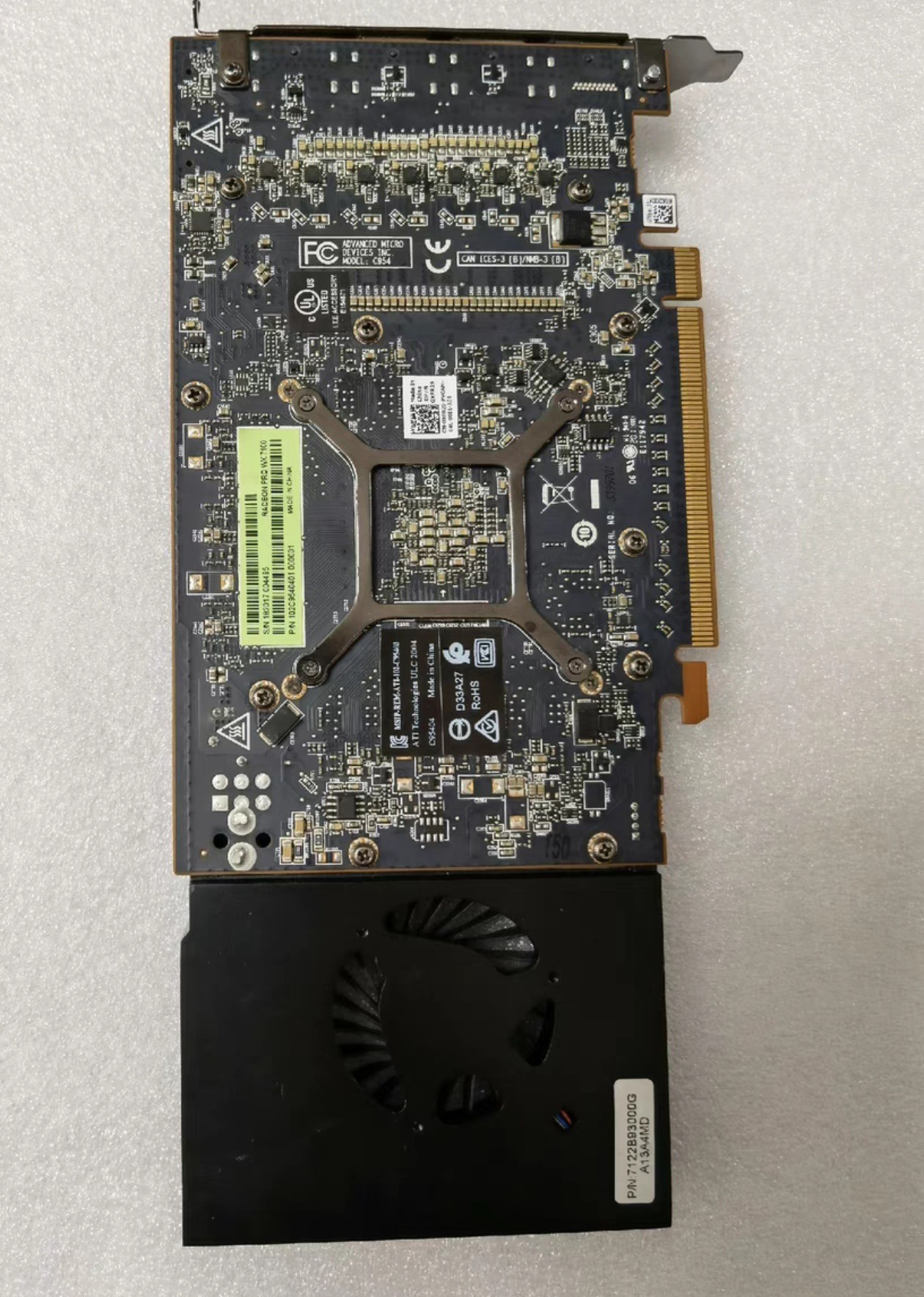 vga amd radeon pro wx 7100 8gb gddr5 02
