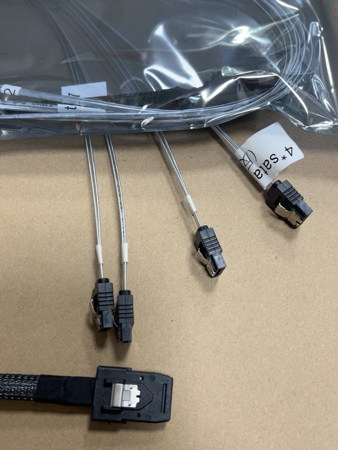 cap mini sas sff 8087 to 4 sata 02