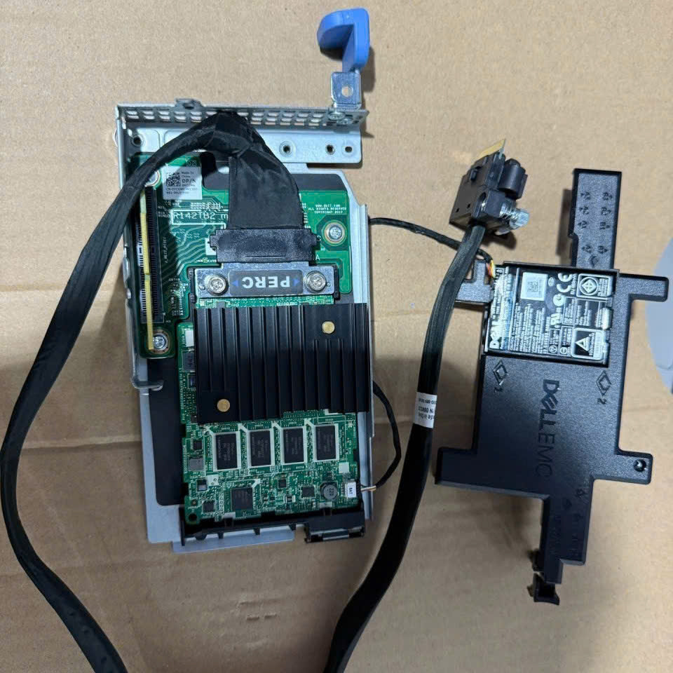 dell h730p 2gb mezzanine perc c6420 r740xd2 xr2 xe only 7xty8 3x31r battery 01 dell h730p 2gb mezzanine perc c6420 r740xd2 xr2 xe only 7xty8 3x31r battery 01