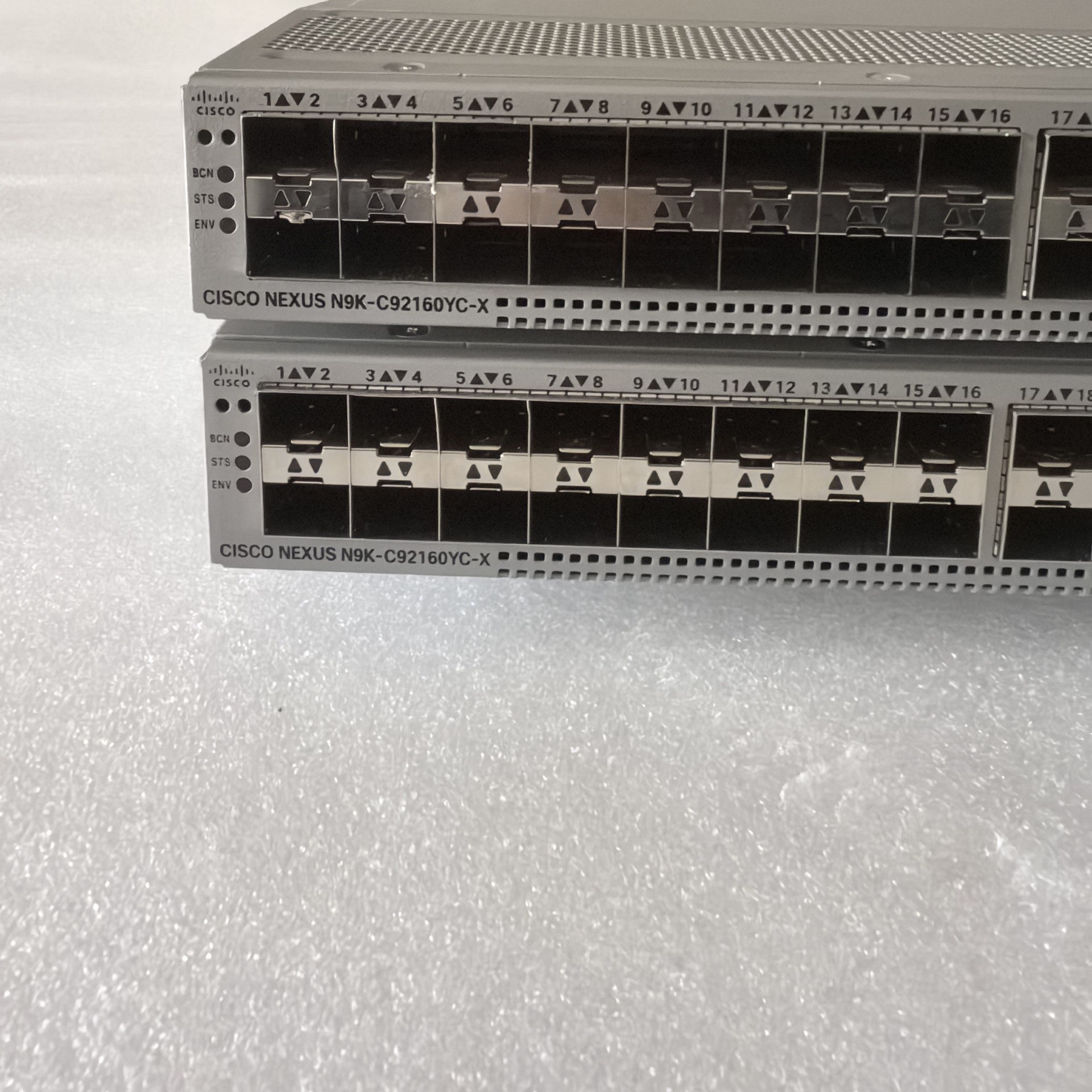 switch cisco nexus n9k c92160yc x 04 switch cisco nexus n9k c92160yc x 04