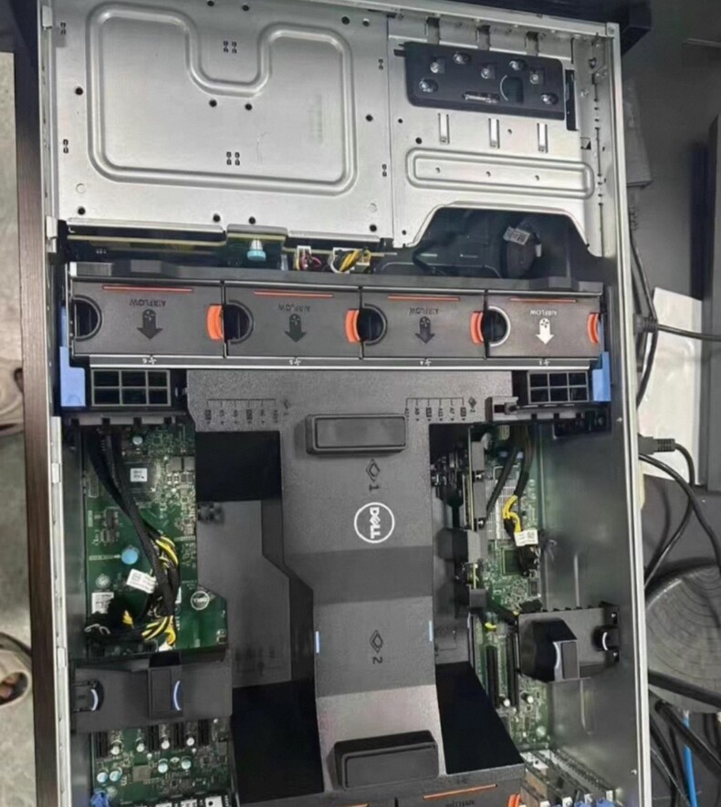 dell poweredge t630 e5 2600 v3 v4 lff 8x3 5inch 03 dell poweredge t630 e5 2600 v3 v4 lff 8x3 5inch 03