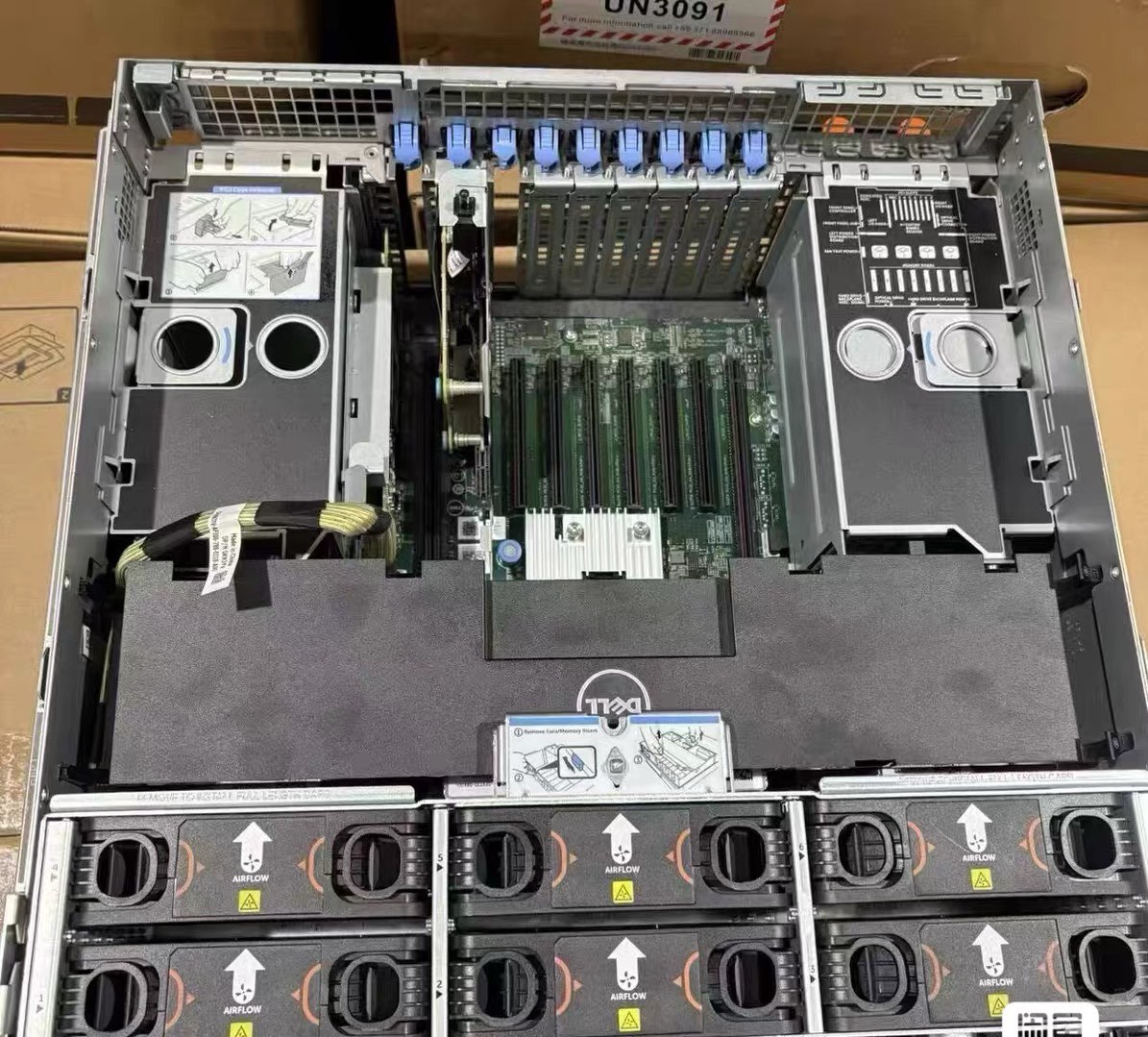 may chu dell poweredge r930 4cpu 98 loi 176 luong 03